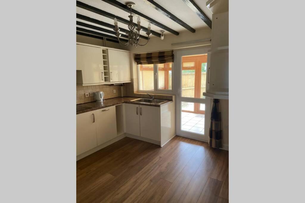 Cosy Cottage Great Bentley Near Station And Shops Esterno foto