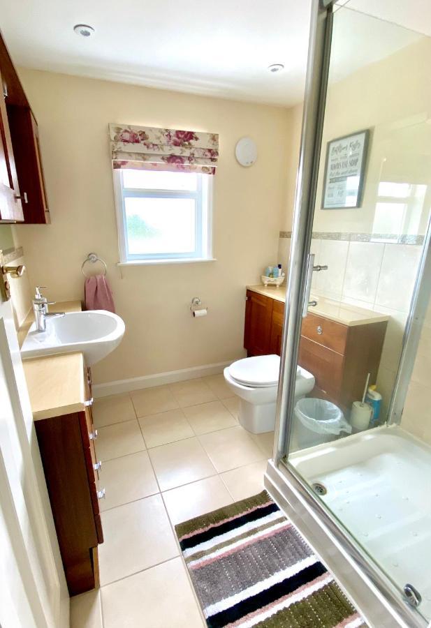 Cosy Cottage Great Bentley Near Station And Shops Esterno foto